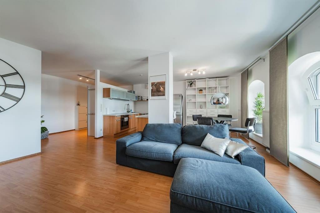 Spektakulaeres Apartment ✩ 7. Stock ✩ Kostenlose Parkgarage Wien Exteriör bild