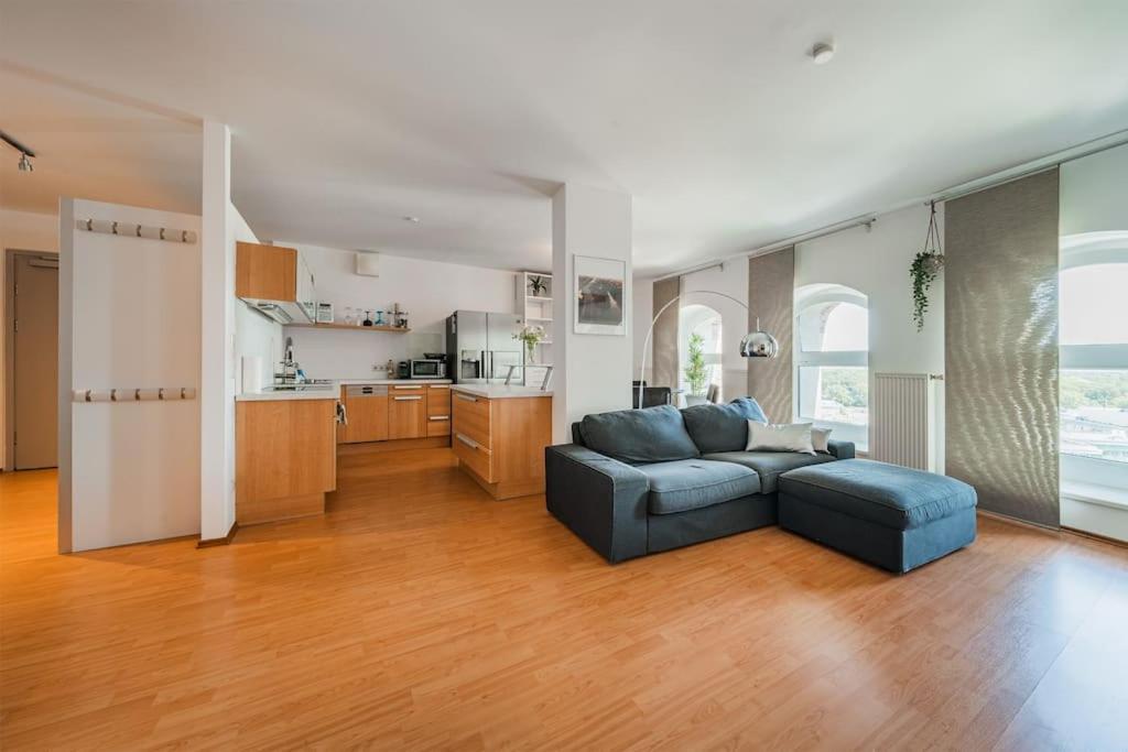 Spektakulaeres Apartment ✩ 7. Stock ✩ Kostenlose Parkgarage Wien Exteriör bild